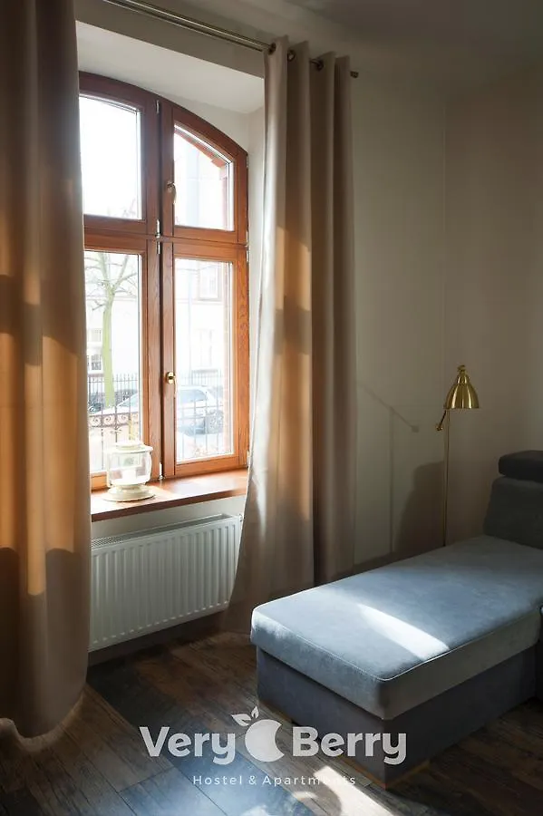 Apartament Very Berry - Orzeszkowej 16 - MTP Apartment, parking, check in 24h Poznań